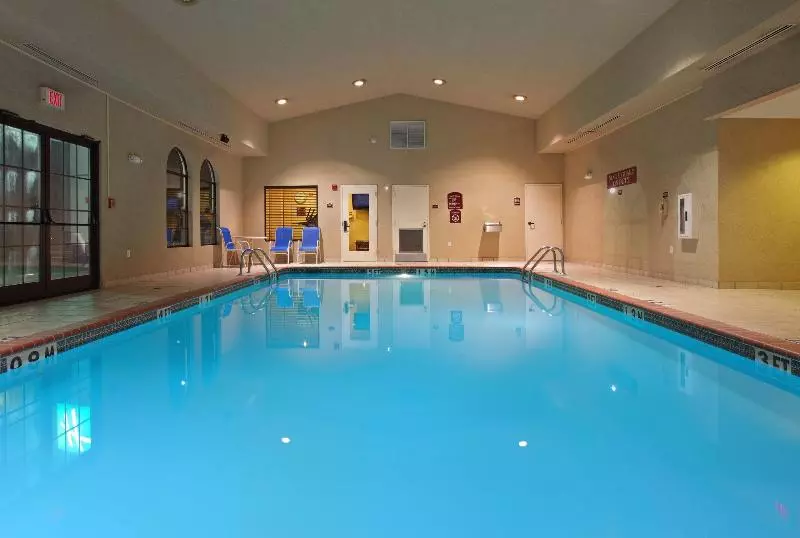 Отель Spark By Hilton North Little Rock