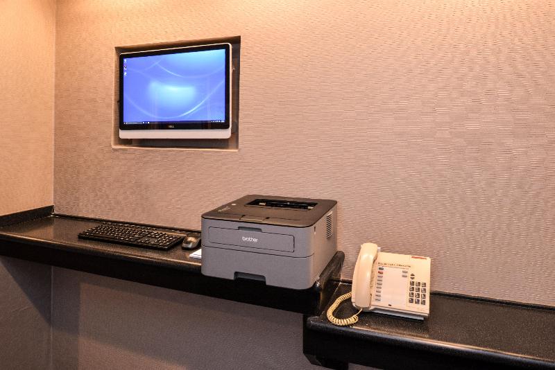 Отель Spark By Hilton North Little Rock