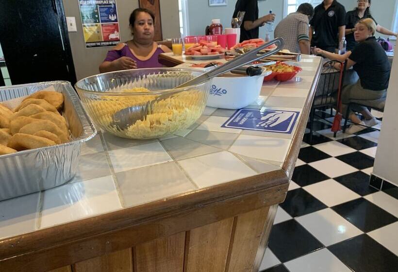 בית מלון כפרי Coningsby Inn