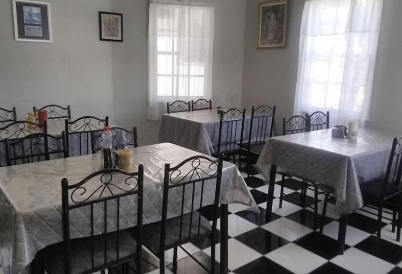 בית מלון כפרי Coningsby Inn