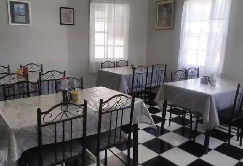 ホテル Coningsby Inn