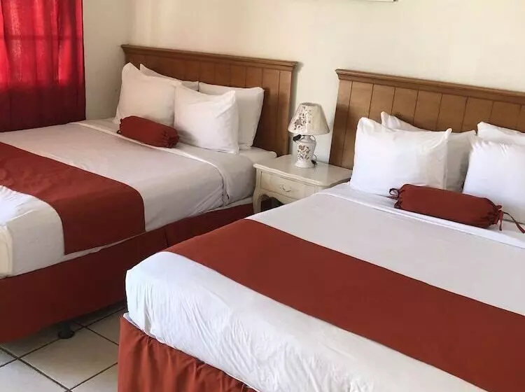 ホテル Coningsby Inn