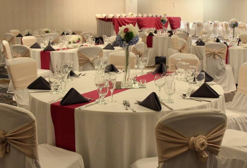 בית מלון כפרי Crowne Plaza Chicago Northbrook, An Ihg