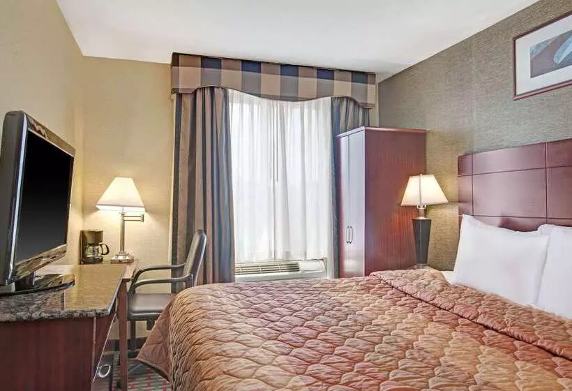 Hotelli Days Inn By Wyndham Brooklyn