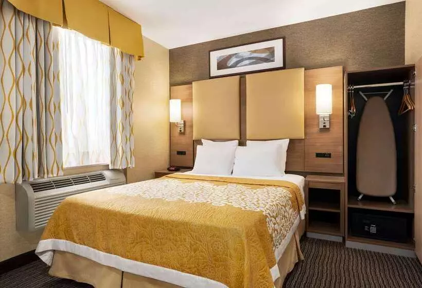 Hotelli Days Inn By Wyndham Brooklyn