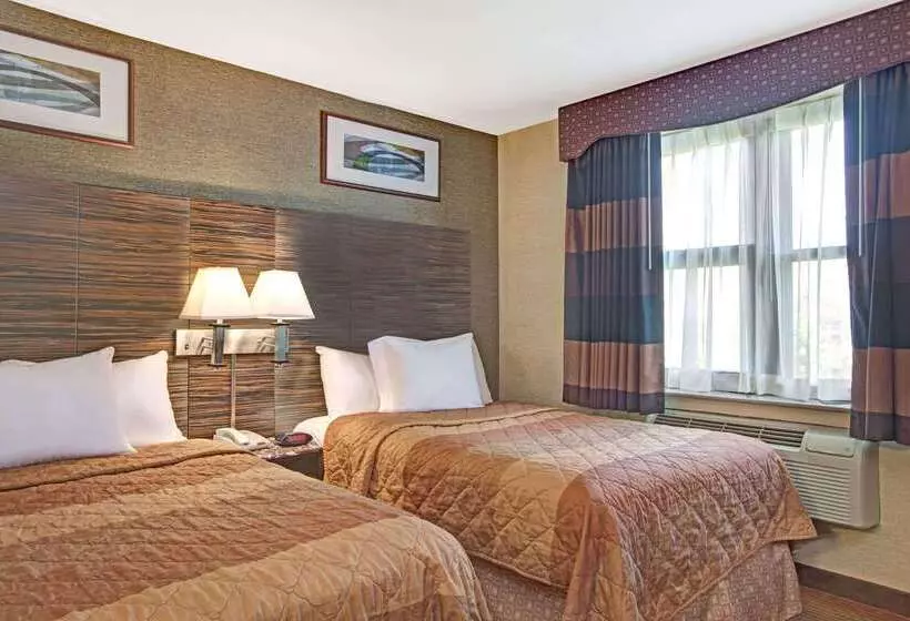 Hotelli Days Inn By Wyndham Brooklyn