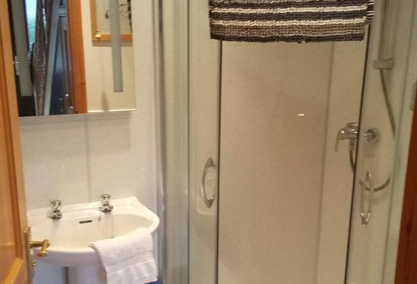 فندق Gleann An Ronnaich Bed & Breakfast