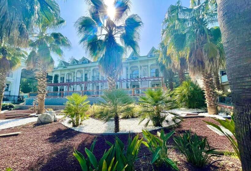 酒店 Green Forest Holiday Village