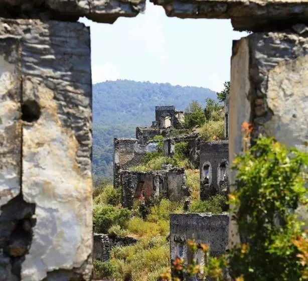 Отель Green Forest Holiday Village