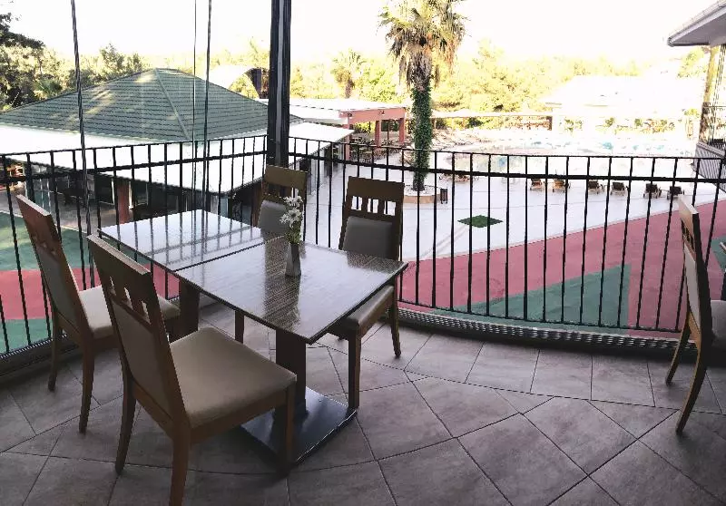 Отель Green Forest Holiday Village