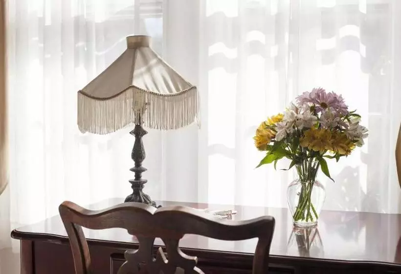 فندق Isaiah Jones Homestead Bed And Breakfast