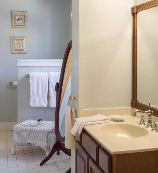 فندق Isaiah Jones Homestead Bed And Breakfast