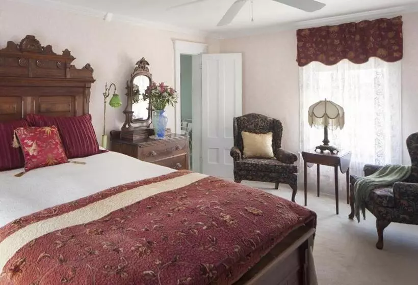 فندق Isaiah Jones Homestead Bed And Breakfast