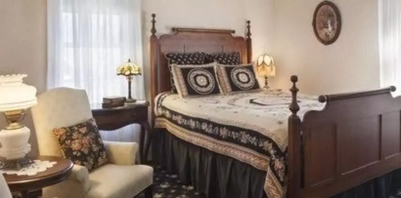 ホテル Isaiah Jones Homestead Bed And Breakfast
