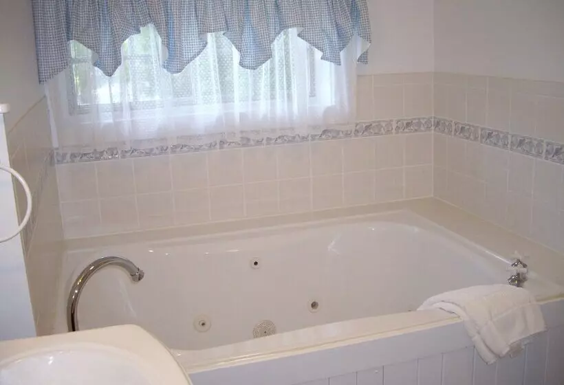 ホテル Isaiah Jones Homestead Bed And Breakfast
