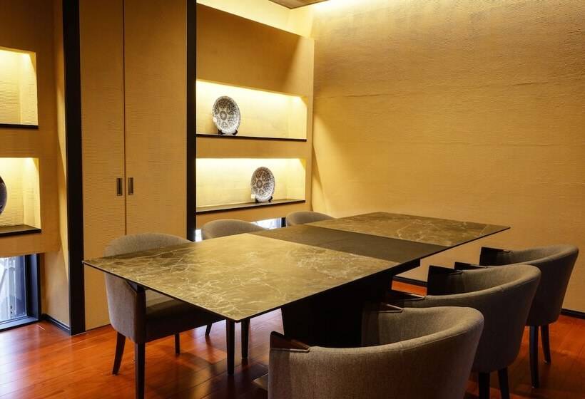 Kansai Airport Spa Hotel Garden Palace