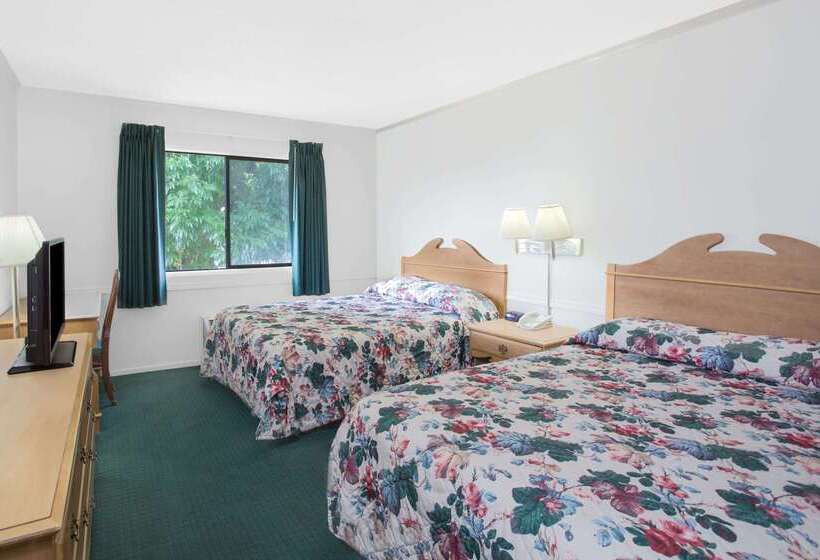 فندق Knights Inn Pico Rivera