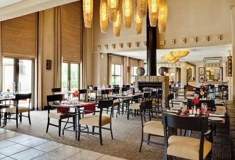 Protea Hotel By Marriott Bloemfontein Willow Lake