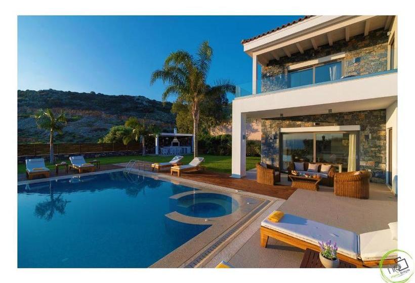 Irida Villa Luxury Villa With Sea View