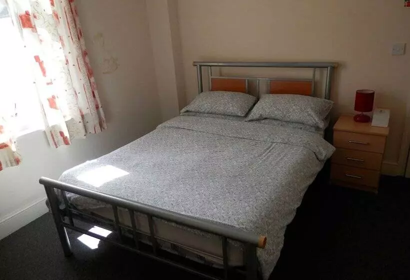 Shamrock Guest House