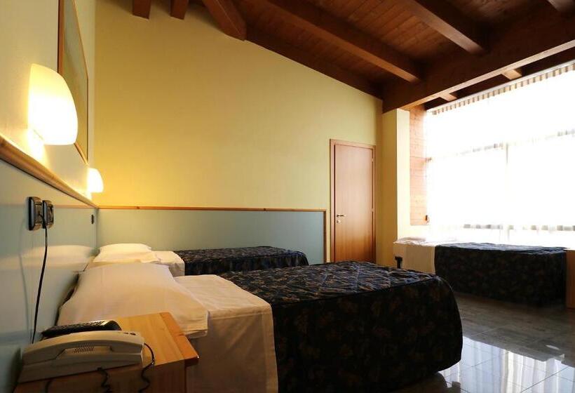 בית מלון כפרי Sabo