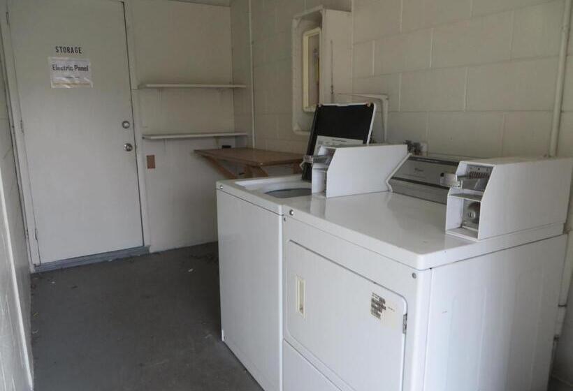 モーテル Sunset Inn  Fort Pierce, Fl