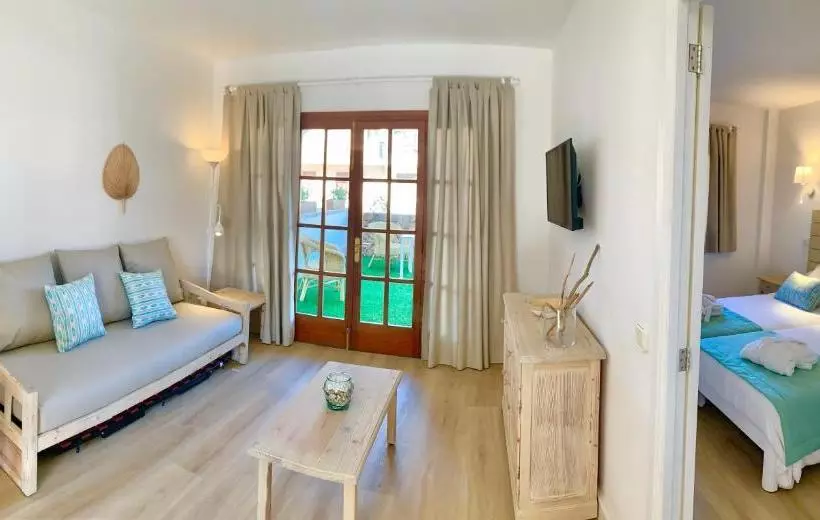 Apartaments Sa Torre By Sureda Mas