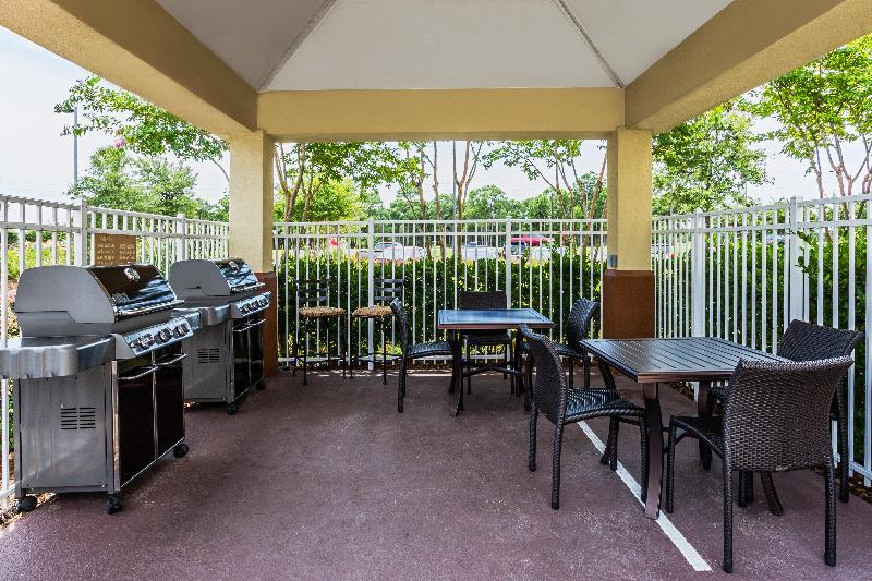 هتل Candlewood Suites Destin Sandestin Area, An Ihg