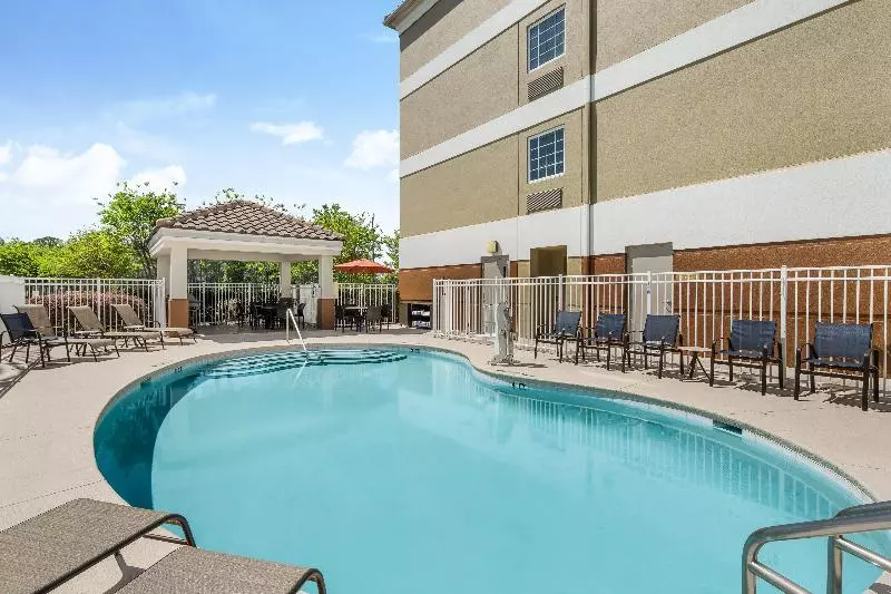 Hotel Candlewood Suites Destin Sandestin Area, An Ihg