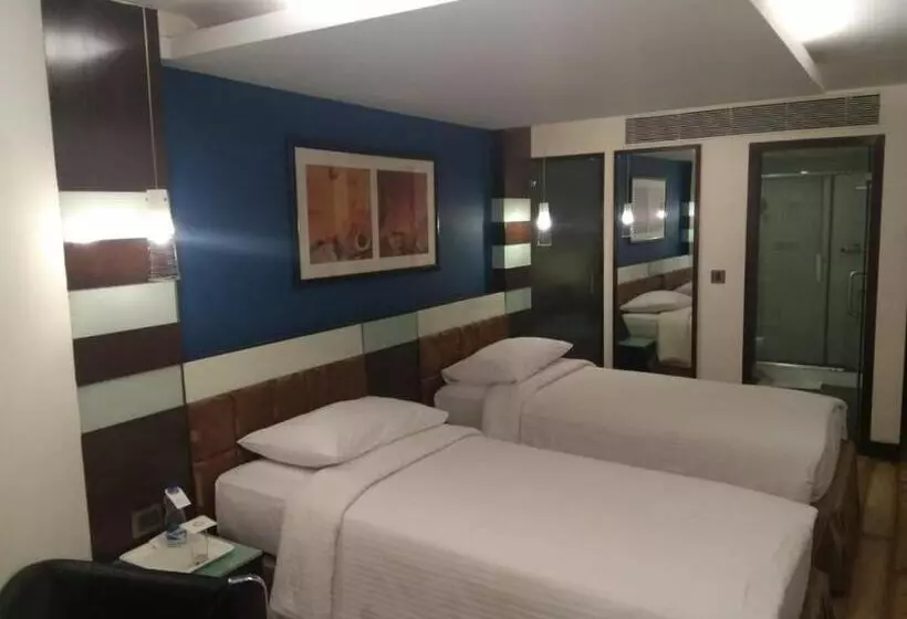 Lemon Tree Hotel, Centre Point, Jamshedpur