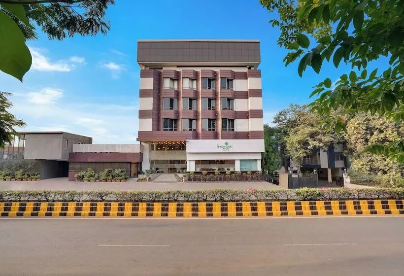 Lemon Tree Hotel, Centre Point, Jamshedpur