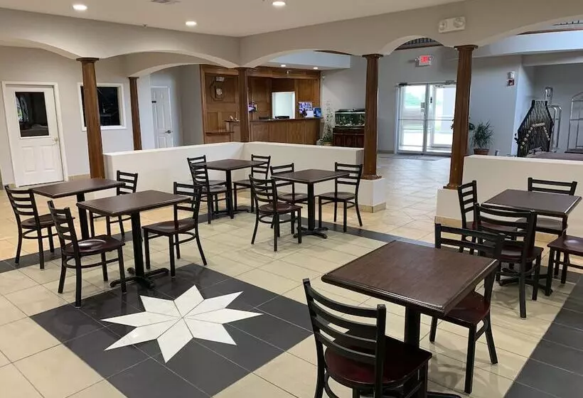 هتل Baymont By Wyndham Texas City