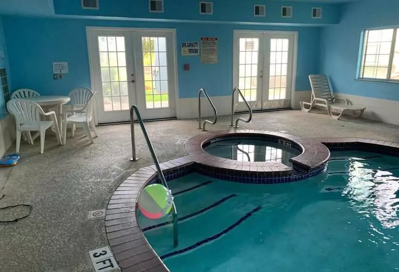 هتل Baymont By Wyndham Texas City