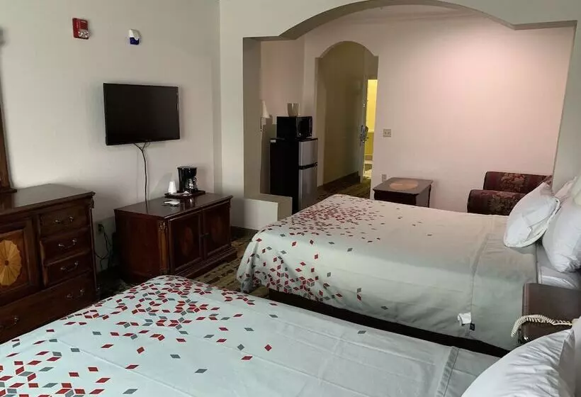 هتل Baymont By Wyndham Texas City