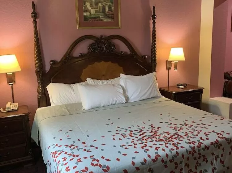 هتل Baymont By Wyndham Texas City