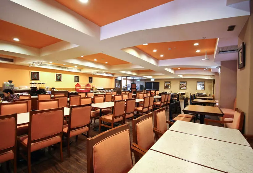 Orange Hoteltaichung Park