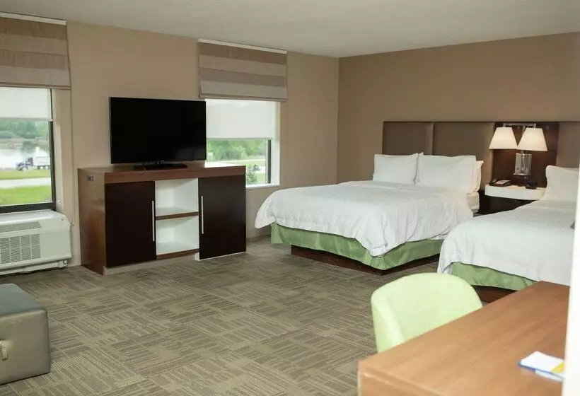 Szálloda Hampton Inn Commerce Novi