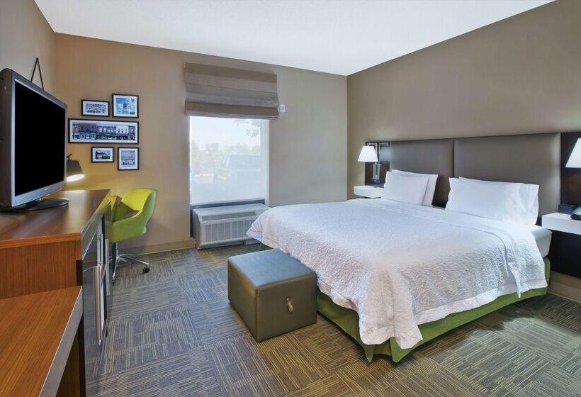 فندق Hampton Inn Commerce Novi
