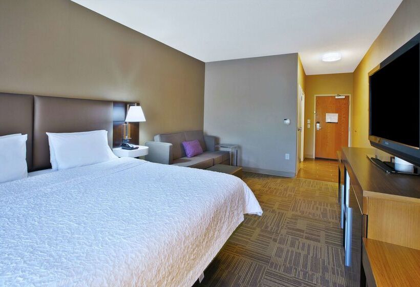 فندق Hampton Inn Commerce Novi