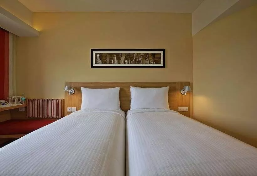 ホテル Ibis Pune Viman Nagar   An Accor Brand