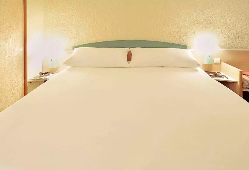 ホテル Ibis Pune Viman Nagar   An Accor Brand