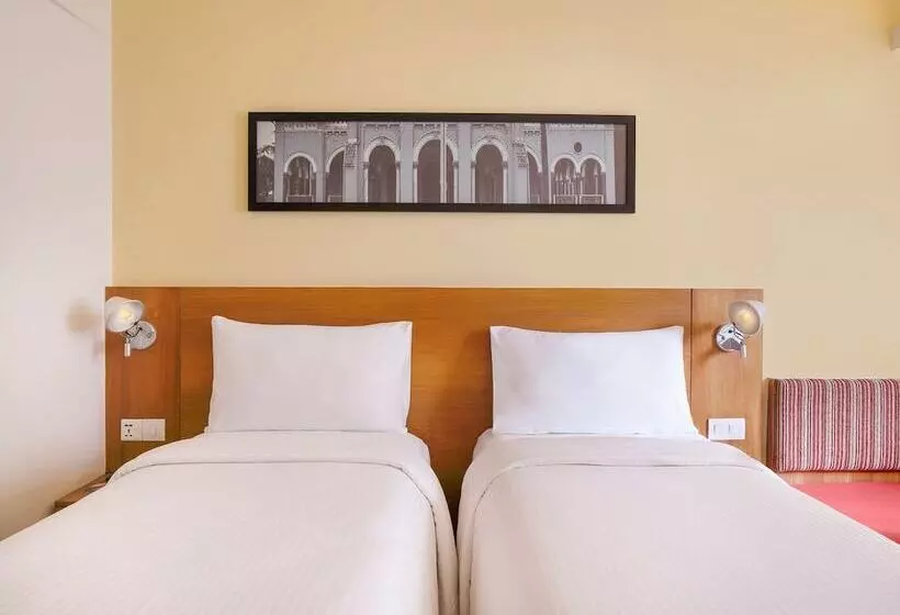 ホテル Ibis Pune Viman Nagar   An Accor Brand
