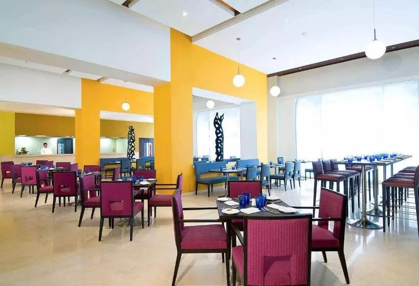 ホテル Ibis Pune Viman Nagar   An Accor Brand