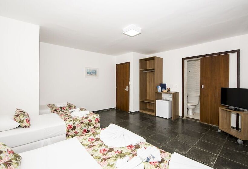 هتل La Belle Beach