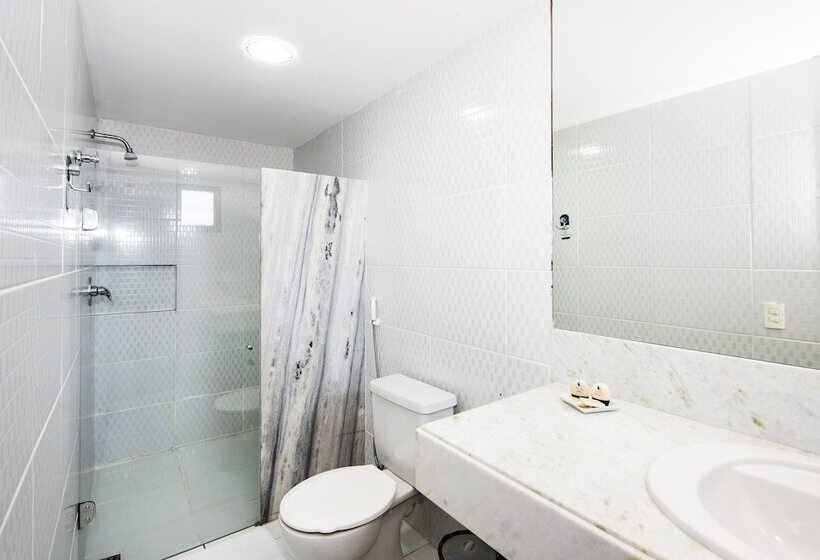 هتل La Belle Beach