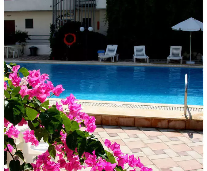 Santa Marina Hotel Apartments