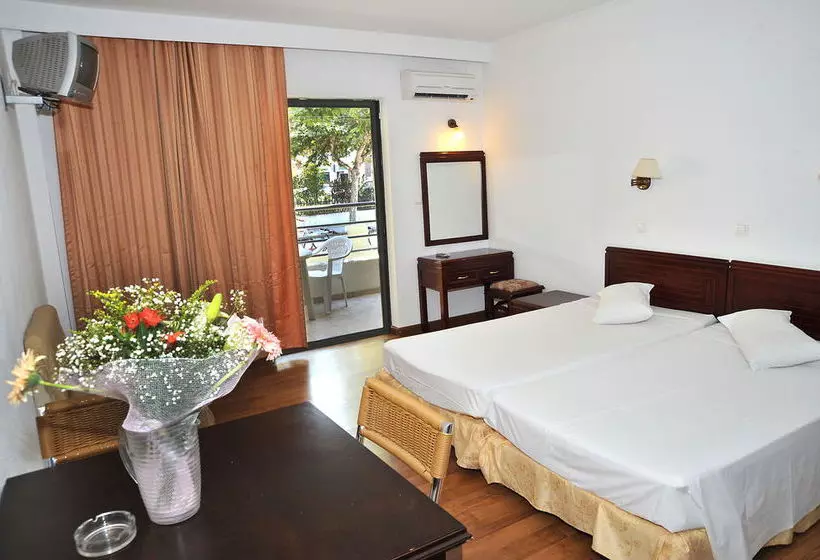 Santa Marina Hotel Apartments