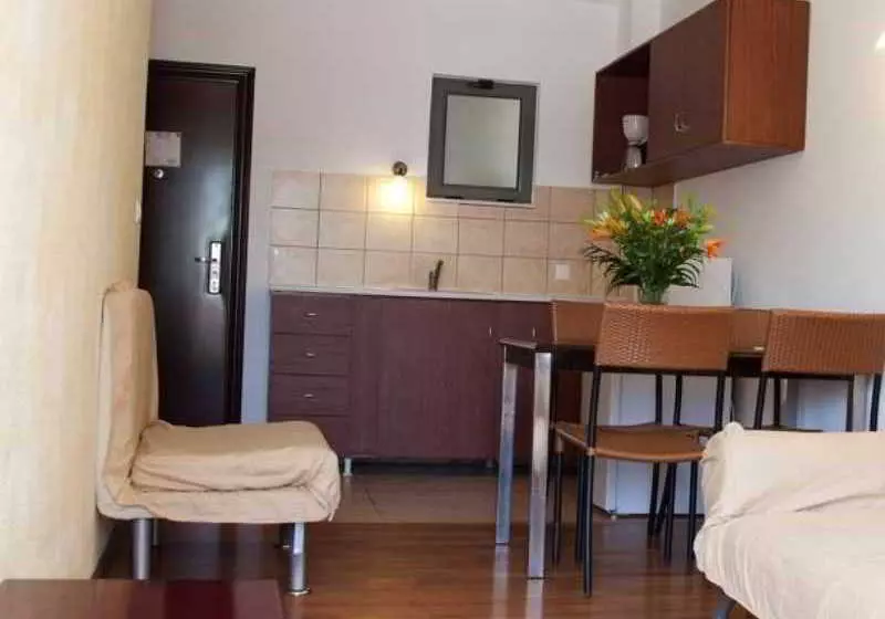 Santa Marina Hotel Apartments