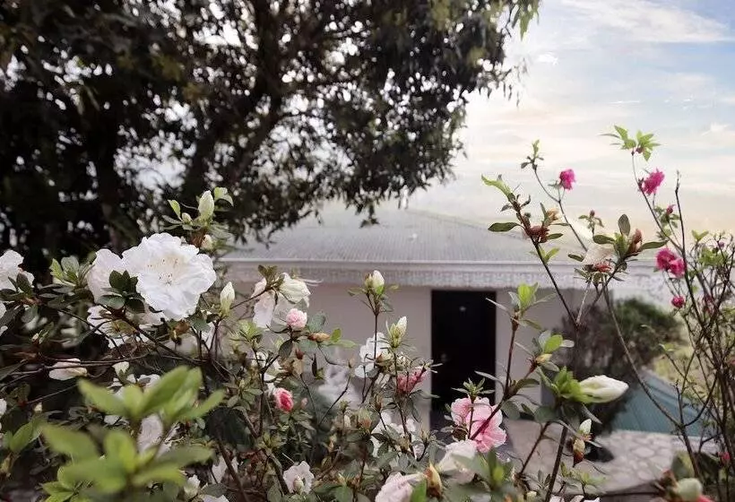 אתר נופש Sterling Gangtok Orange Village