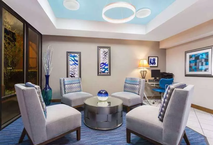 בית מלון כפרי Baymont By Wyndham Mobile/tillmans Corner